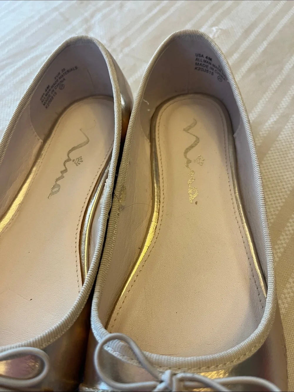 Girls' Gold Glitter Ballet Flats -
